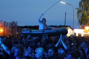 Titelbild Wenn Träume Stück für Stück zu Headlinern werden: Ein Interview mit dem Ab geht die Lutzi Festival