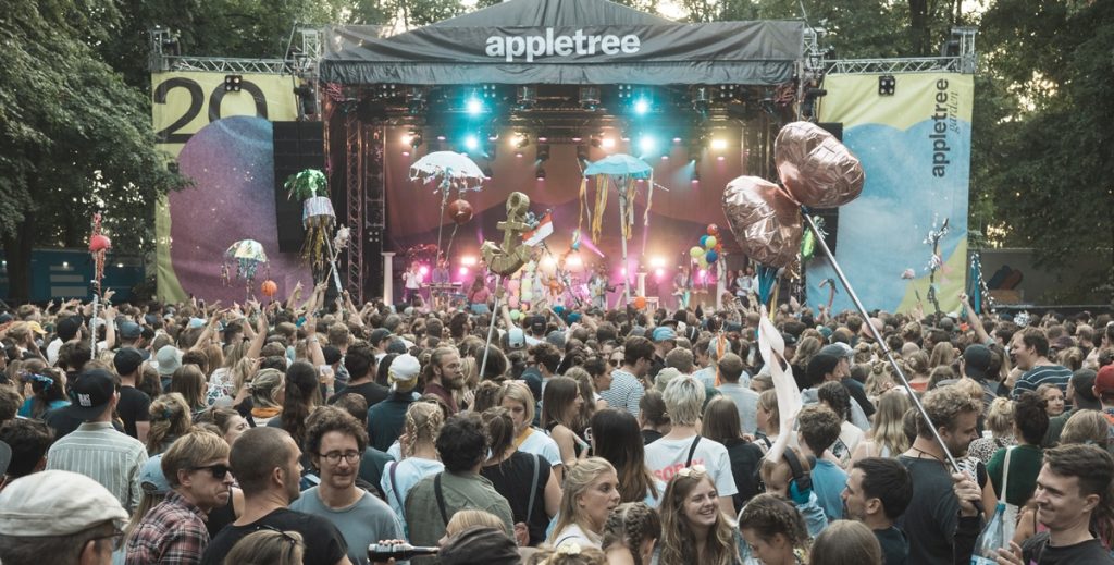 Featured image for “Interview mit dem appletree garden 2022: Entspannte Gartenparty mit 6000 Freund*innen”